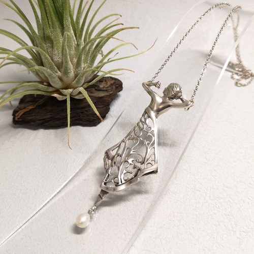 Jugendstil dame perle - jugendstil,